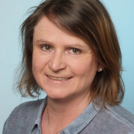 Rita Kaes, Verwaltungsangestellte